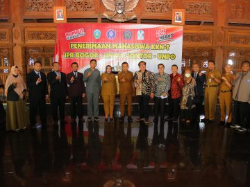 kkn foto bersama scaled